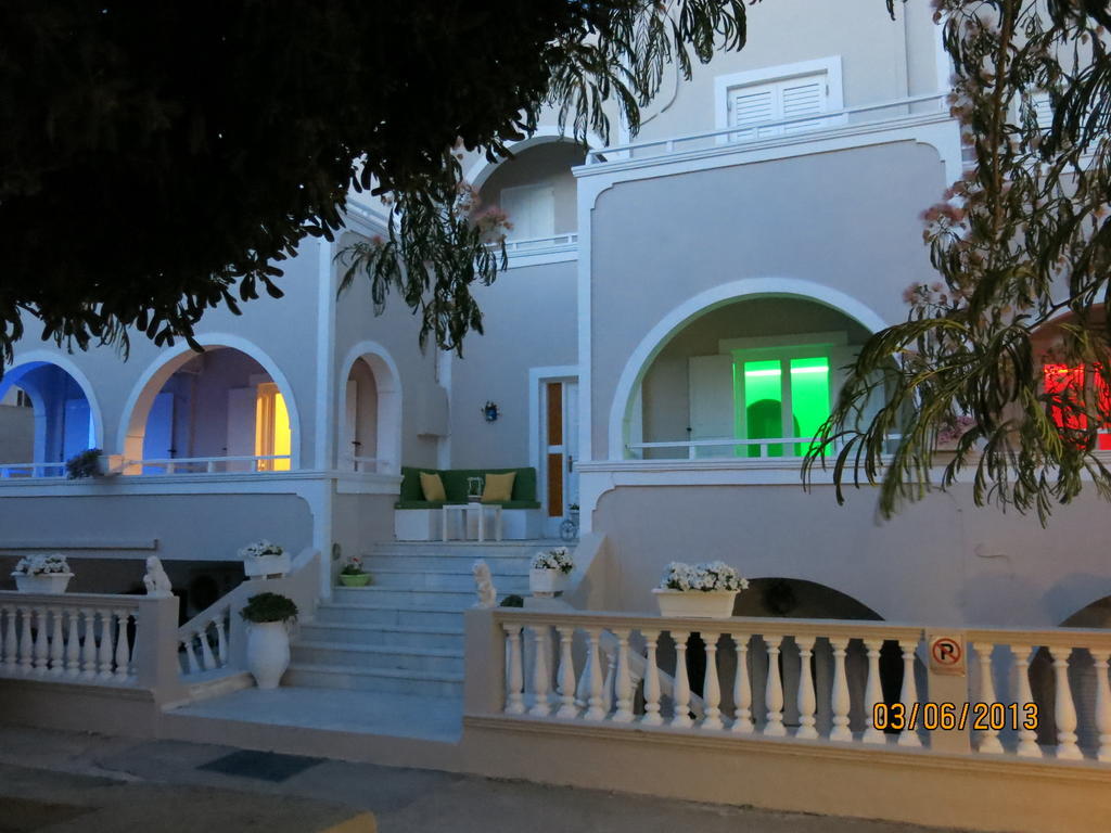 Argiris Studios Kamari  Exterior photo
