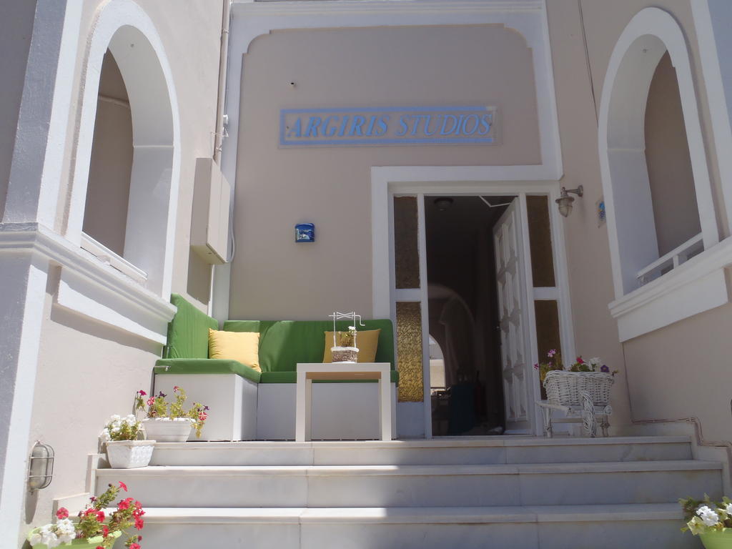 Argiris Studios Kamari  Exterior photo